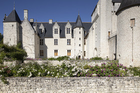 Fête des roses château du Rivau